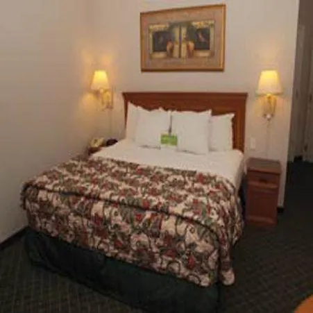 Hotel La Quinta By Wyndham Orlando Airport North