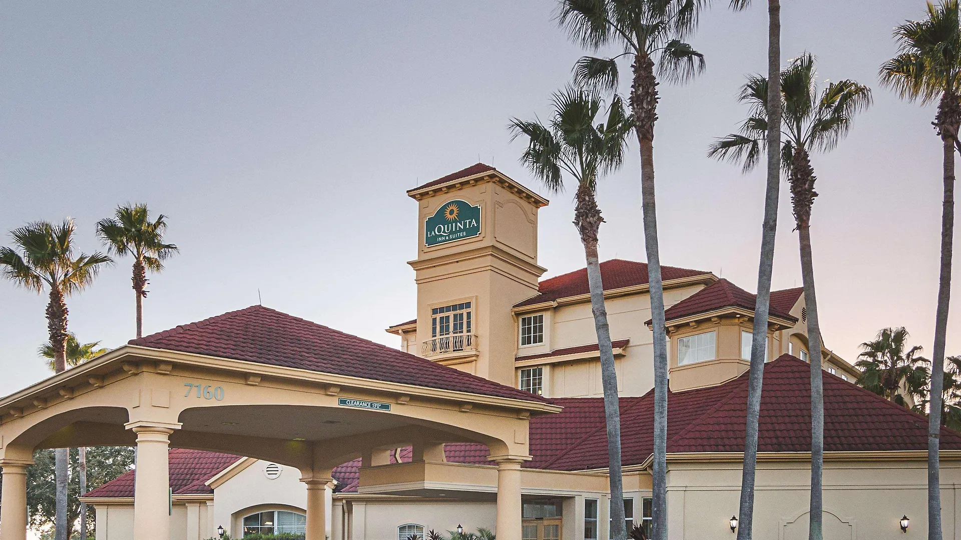 Hotel La Quinta By Wyndham Orlando Airport North
